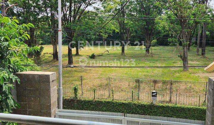 Rumah Siap Huni Depan Taman Lokasi Premium Di Jakarta Selatan 2