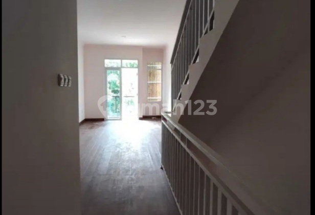 Rumah Baru Dijual Murah 2 Lantai Lokasi Strategis Palmerah 5