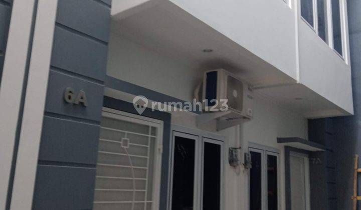 Rumah  Murah 2 Lantai Lokasi Strategis Kemayoran 1