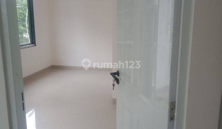 Rumah Baru Dijual Murah 2 Lantai Strategis Percetakan Negara 6