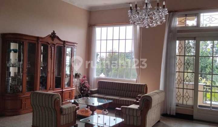 For Sale Kanayakan luxury Australian-style house 2