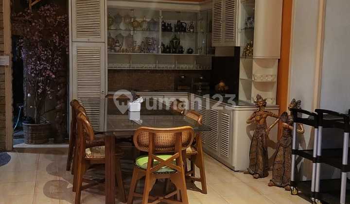 Rumah Bagus Buah Batu, Bandung