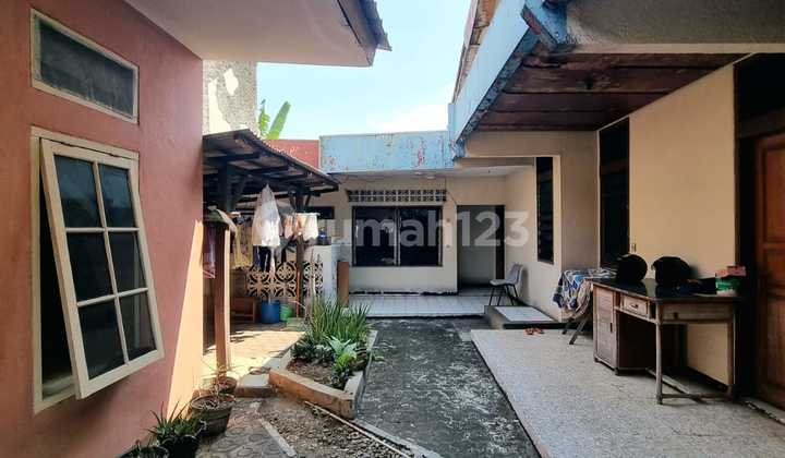 FOR SALE NICE MAINTAINED HOUSE IN UJUNG BERUNG, BANDUNG 2