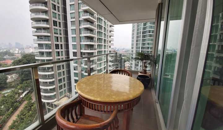 Apartemen Kemang Village Residence Tower Ritz Lantai Rendah,3br