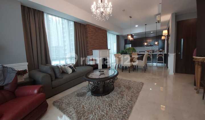 Apartemen Kemang Village Residence Tower Ritz Lantai Rendah,3br