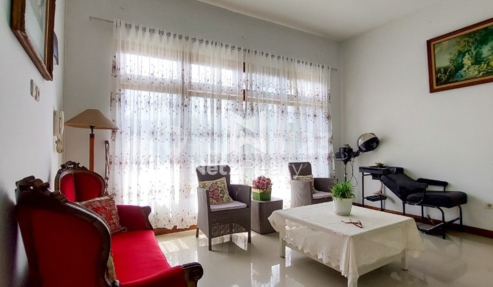 Rumah Mewah di Loka Indah Mampang Rumah Mewah di Loka Indah Mampang