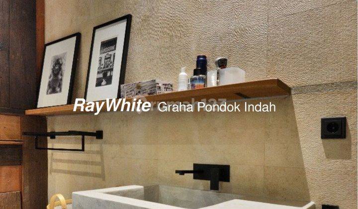 Rumah Industrial Style Siap Huni di Pondok Indah, Jakarta Selatan  2