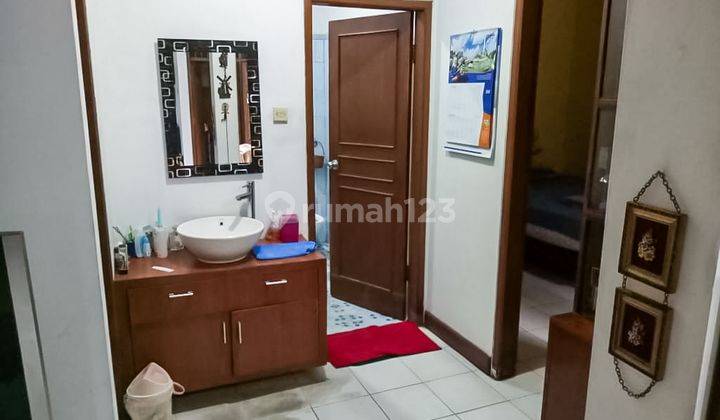 Rumah Siap Huni Di Kebayoran Lama 2