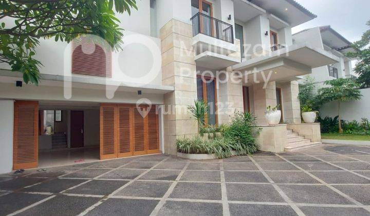 Dijual 
rumah mewah  Luxury
modern area elit 
Kemang Jaksel 2