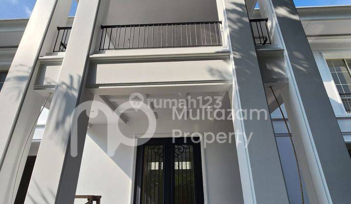 For Sale
Brand New White House
Patra Kuningan 
Jakarta Selatan 2