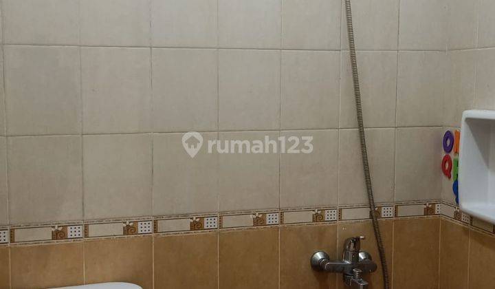 Disewakan Rumah Nyaman Di Royal Residence 8