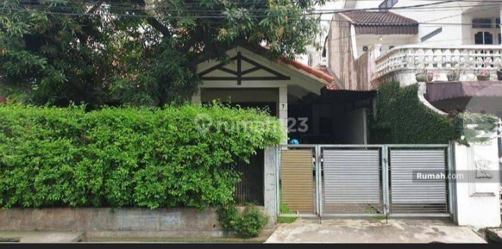 Rumah Bagus Unfurnished di Jalan Menteng Dalam, Jakarta Selatan 1