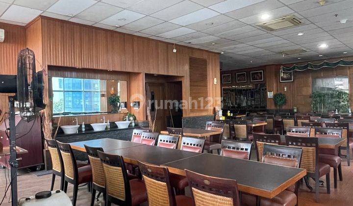 Ruang Usaha Bekas Resto Dijual Sekaligus Peralatan 1