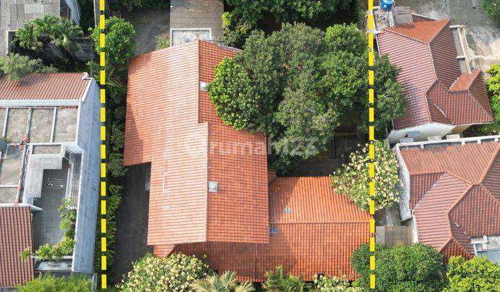 Jual Rumah Siap Huni Model Tropis Dengan Taman Yg Luas 2