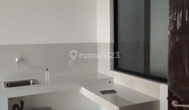 Rumah California Pik2 Luas 4,5x10 Pantai Indah Kapuk Ada 2kt di Jakarta 6