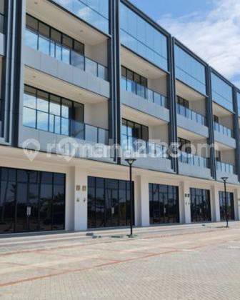 Ruko Soho Ebony Rodeo Drive Uk 8x15 3 Floors 2