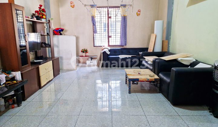 Jual Murah Rumah Gandeng Dalam Komplek Daerah Krakatau