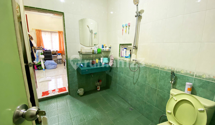 RUMAH NYAMAN DALAM KOMPLEK CEMARA HIJAU DAERAH KRAKATAU 2