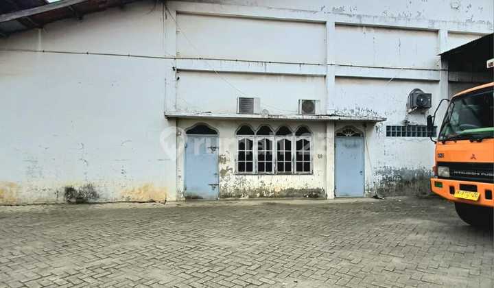 Ready-to-Use Warehouse in Strategic Metal Area - Tanjung Mulia