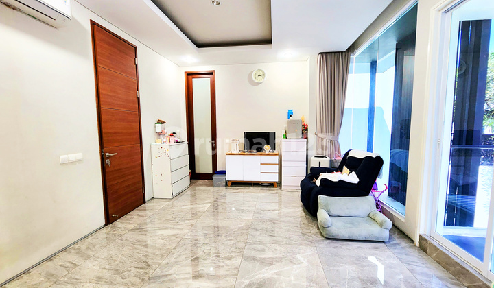 Rumah mewah di kawasan elit Citraland Gama City, Medan!  2