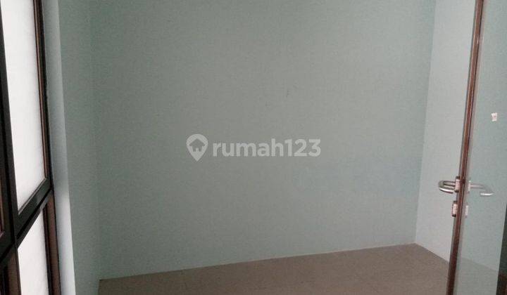 Disewakan Rumah 3 Kamar Tidur di Graha Raya, Serpong Utara 2