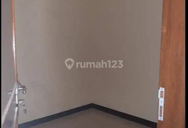 Turangga, Buahbatu, Kota Bandung. Disewakan Ruko Bagus 2 Lantai 6