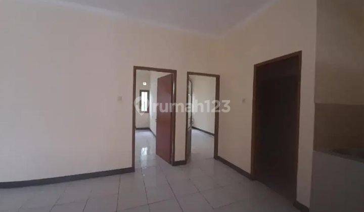 Turangga, Buahbatu, Kota Bandung. Disewakan Ruko Bagus 2 Lantai 7