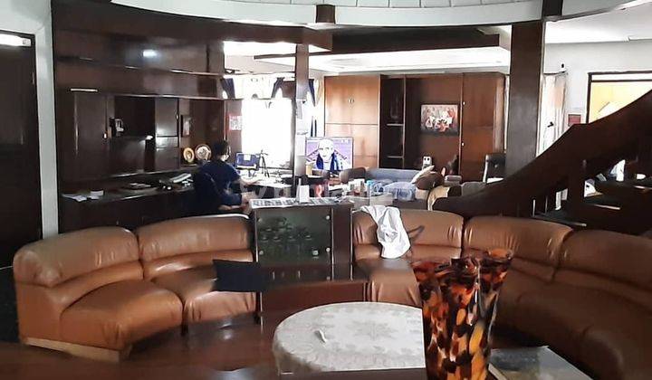 Sayap Jalan Bkr, Bandung. Dijual Rumah Bagus di Srimahi Baru 9