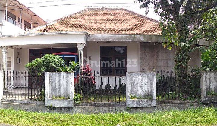 Rumah Lama Terawat Di Komplek Parakan, Buah Batu, Kota Bandung 2