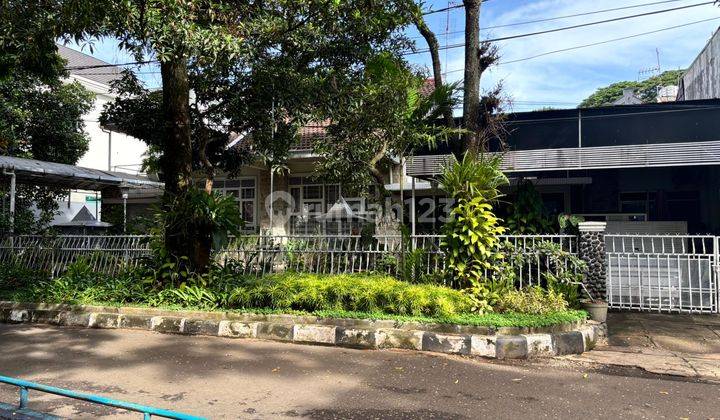 Rumah Sayap Jalan Riau, Cihapit, Dekat Taman Pramuka Kota Bandung 1