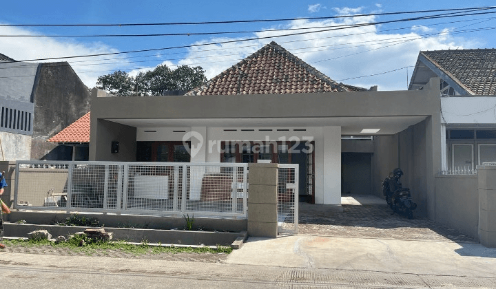 Rumah Sewa Di Sayap Riau, Cihapit, Kota Bandung. Baru Renovasi 1