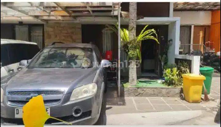 Rumah 2 Lantai Dalam Komplek Di Geger Kalong, Kota Bandung, Bagus 2