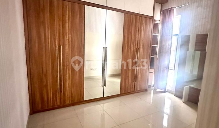 Dijual Rumah Di Greenlake City Cluster Amerika