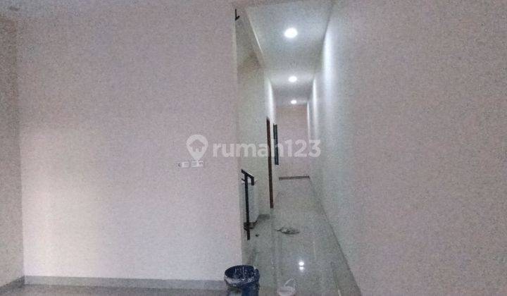 Rumah Baru 3 Lantai Tanjung Duren Jakarta Barat 2