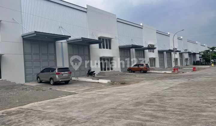 For Sale New Warehouse With 24 Hour Security Facilities