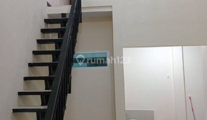 Rumah Sewa 1,5 Lt Taman Khayangan Siap Huni 4kt Murah hw  1