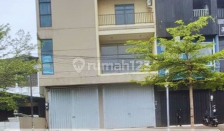 For Rent 3-Story Shop House on Pengayoman Main Road, Panakukkan, Strategic Location, Negotiable 1