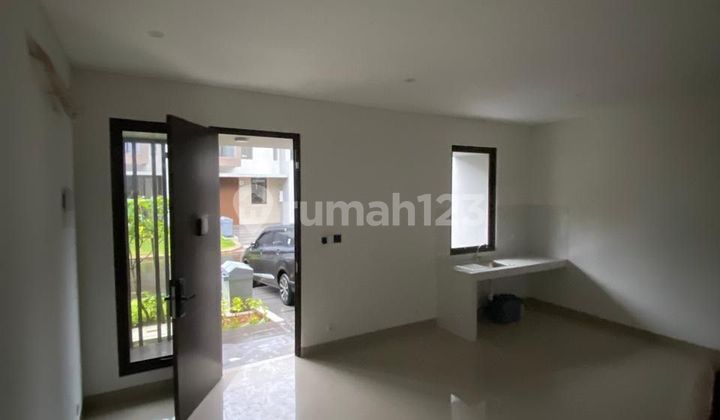 For Sale Cluster Green Crystal House Summarecon 2
