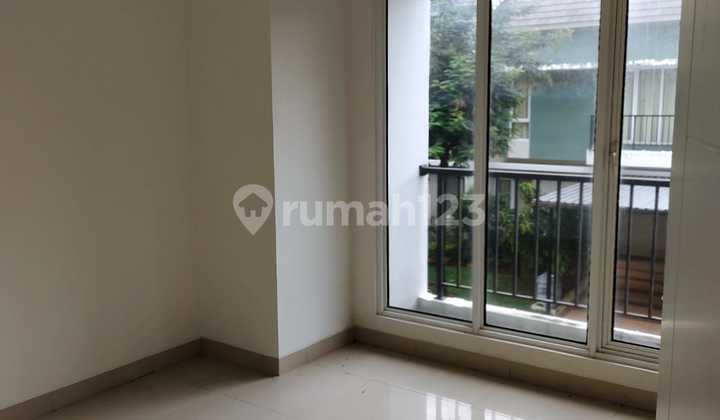 For Sale 2-Story Ready-to-Occupy House in Beryl Residence Summarecon, Strategic Location