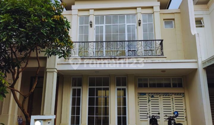 For Sale 2-Story House Jade Residence Summarecon Ready to Live Strategic Location