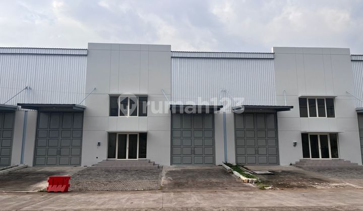 For Sale New Warehouse With 24 Hour Security Facilities