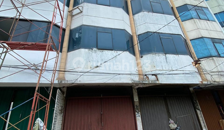 Ruko di Jalan Asem Raya, Duri Kepa, Kebun Jeruk, Jakarta Barat Ruko di Jalan Asem Raya, Duri Kepa, Kebun Jeruk, Jakarta Barat