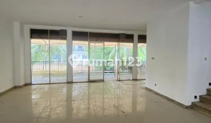 For Rent: FOOD CITY 2 connected shop units, ready for business, already cleared for opening. 2