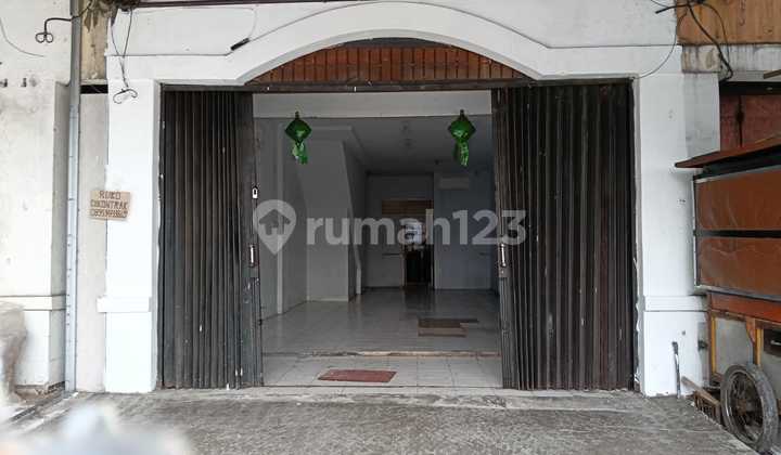 For Rent Ready-to-Live House in Poris Tangerang 2