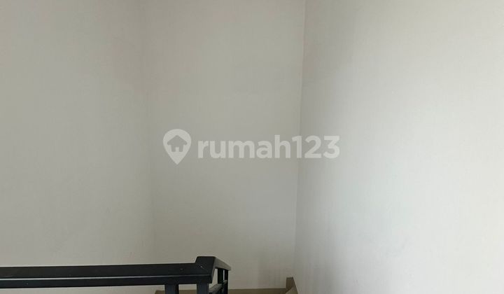 Disewakan Rumah Australia Boulevard Type Eksklusif 9X20m 2