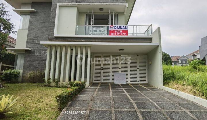 Rumah 2 Lantai Sudah Renovasi SHM Sentul City Unfurnished 1