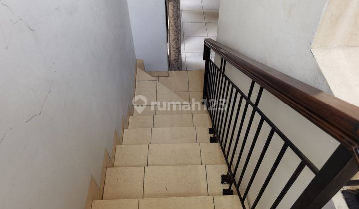 Rumah Hook2 Lantai Bagus Unfurnished SHM di Mutiara Sentul, Bogor