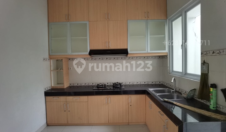 Rumah Sentul City 2 Lantai SHM Siap Huni Bagus 2