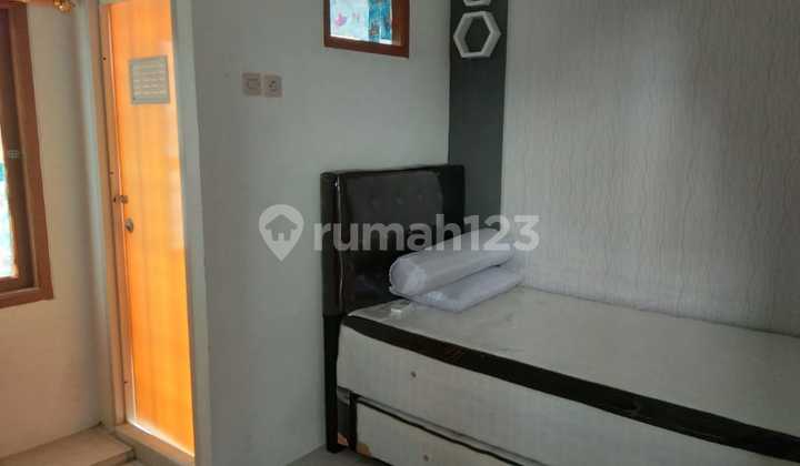 Dijual Rumah Kontrakan & Kos Strategis Mampang, Shm, Income 10jt Dijual Rumah Kontrakan & Kos Strategis Mampang, Shm, Income 10jt