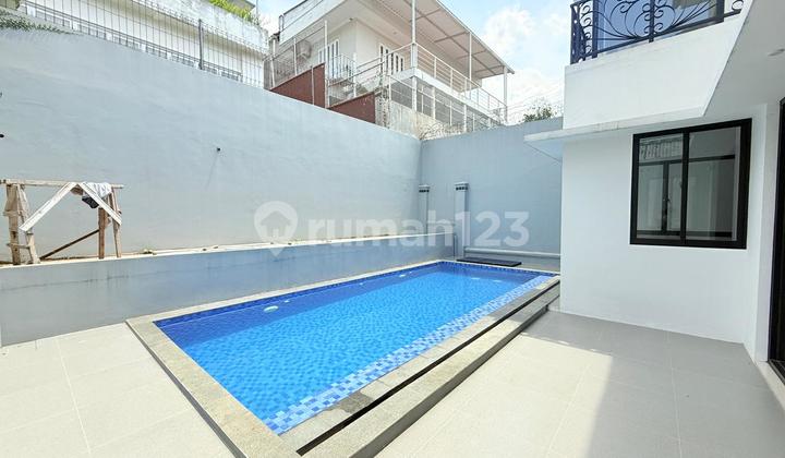 Jual Rumah Sentul City American Classic 3Br SHM Kplam Renang 2